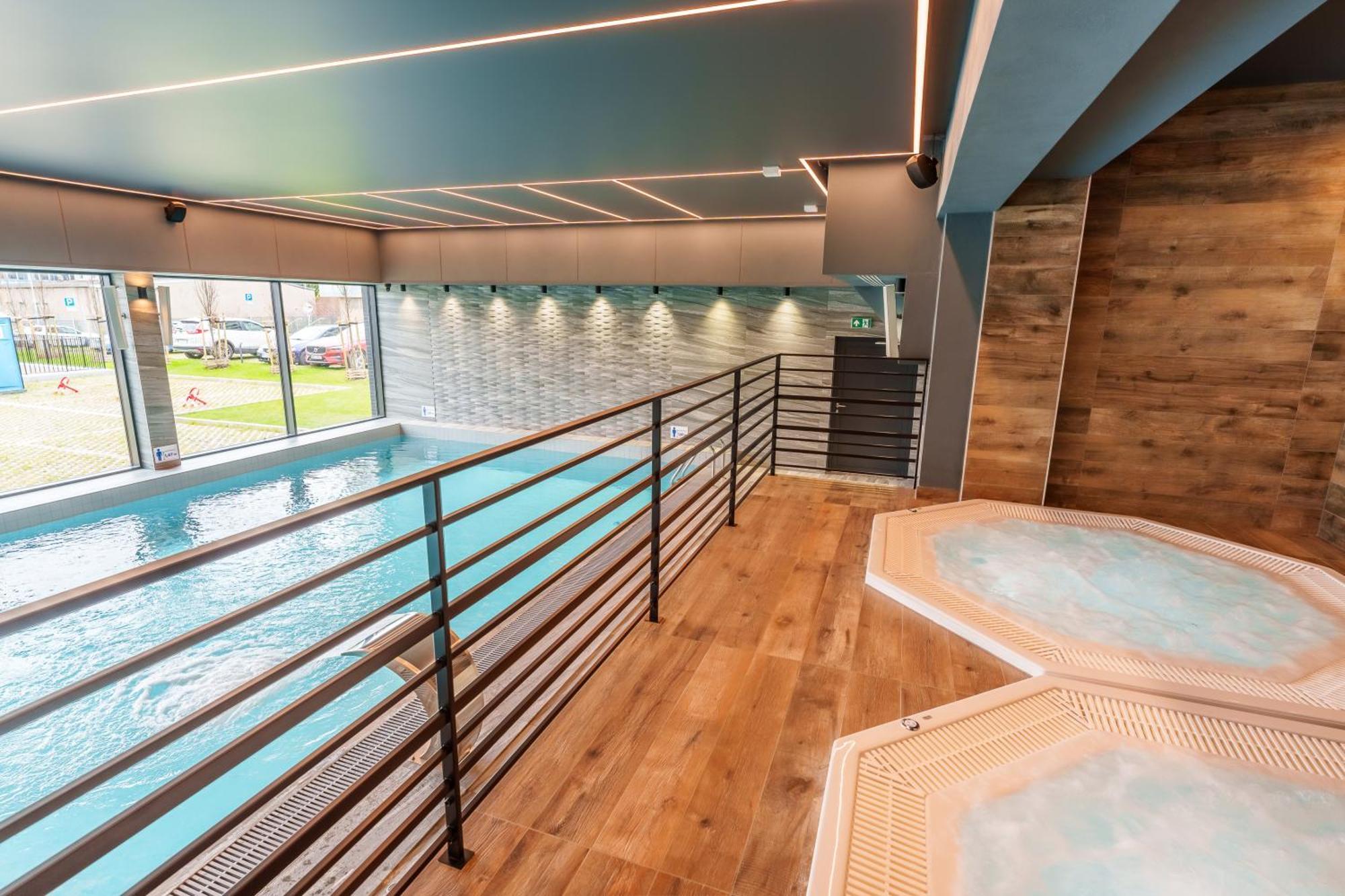 קולובז'ג Faro Apartamenty Kasprowicza 20 Basen W Cenie Schwimmbad Im Preis מראה חיצוני תמונה